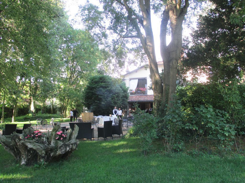 Villa Cantoni Gropello Cairoli Bagian luar foto